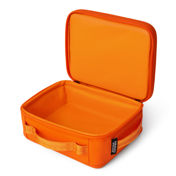 18060131381 LONCHERA DAYTRIP BOX KING CRAB ORANGE MARCA YETI