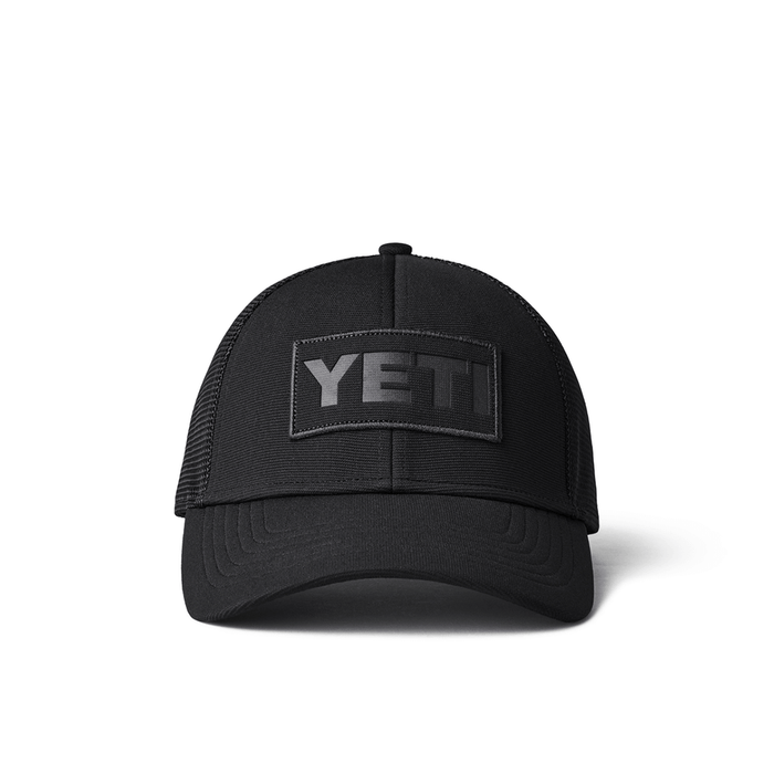 21023005558 GORRA TRUCKER MESH CON PARCHE NEGRA MARCA YETI